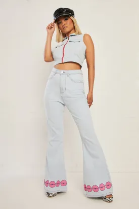 Daisy Street X Bratz Vintage Fit Flare Jeans in Light Wash Denim