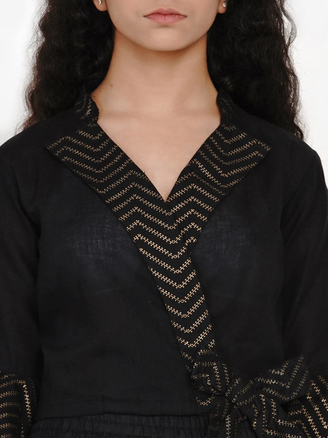 Girls Black & Gold-Toned Block Printed Ready To Wear Lehenga & Choli Set