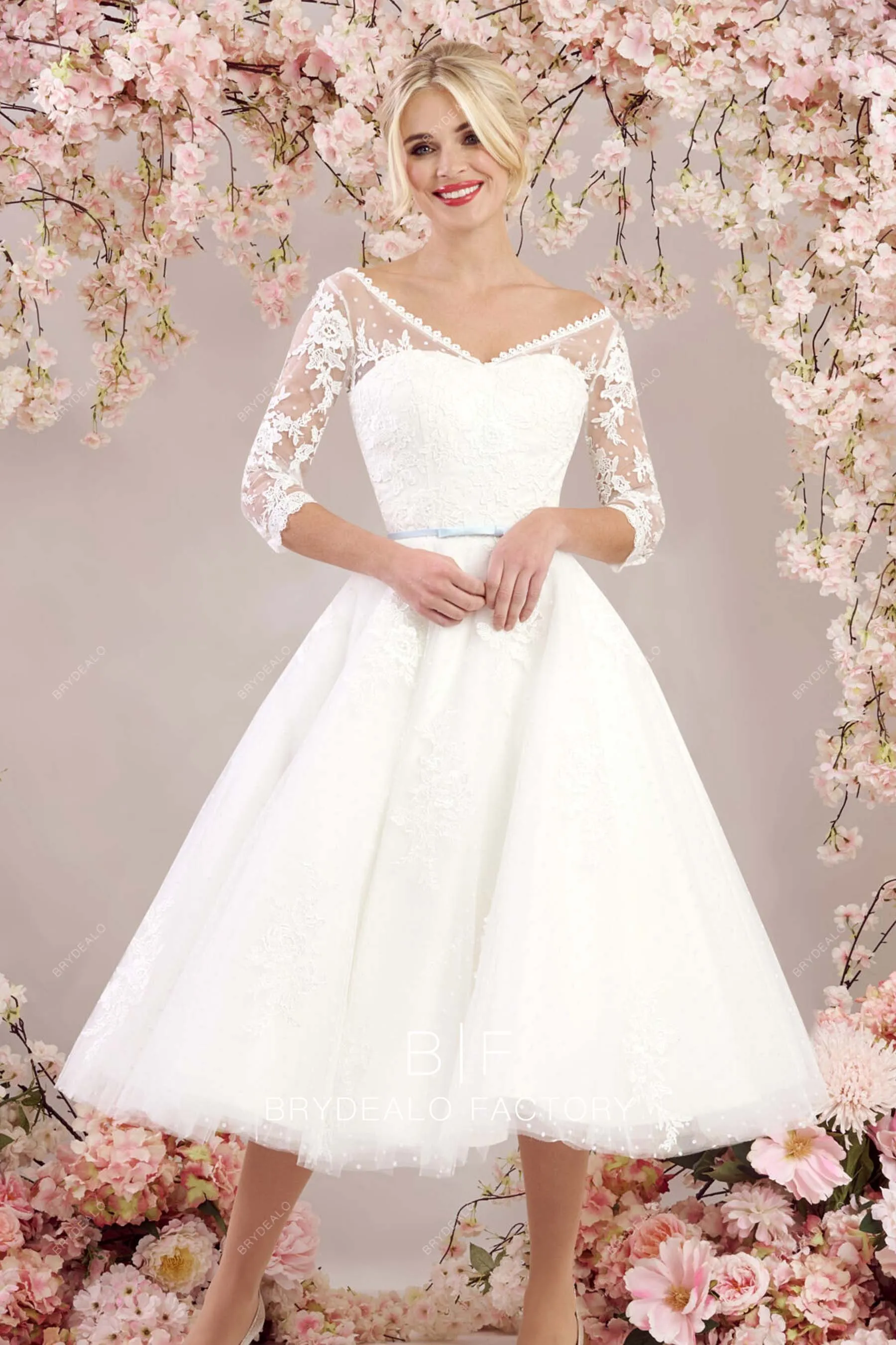 Sheer 3/4 Sleeves Tea Length Dot Tulle Lace Casual Wedding Dress