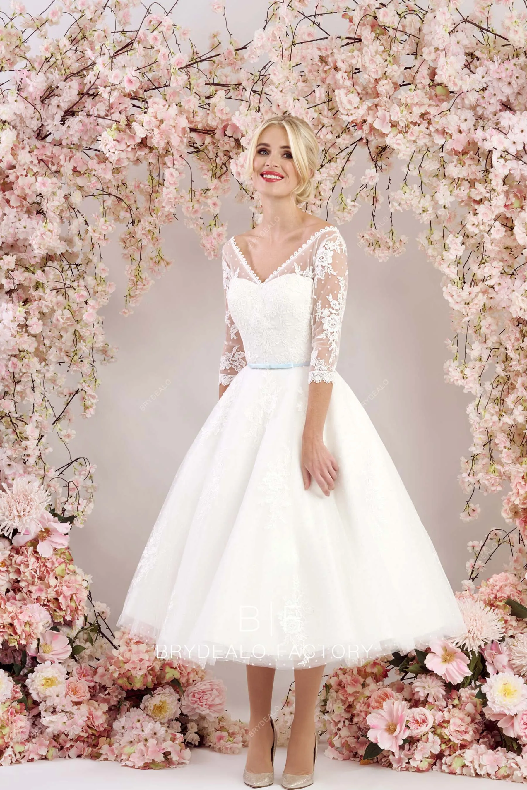 Sheer 3/4 Sleeves Tea Length Dot Tulle Lace Casual Wedding Dress