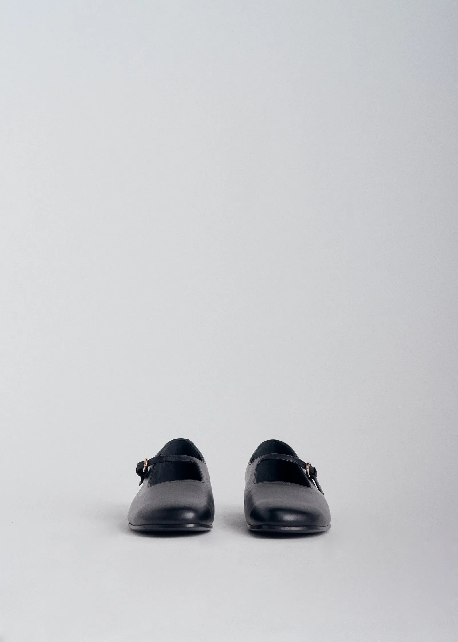 Square Toe Mary Jane in Leather Black