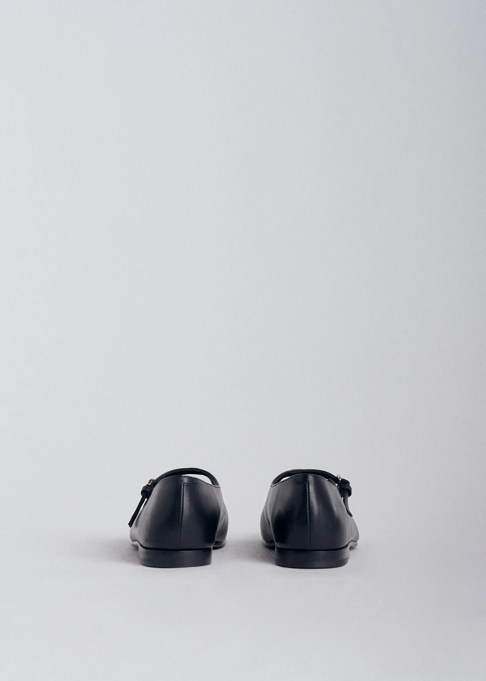 Square Toe Mary Jane in Leather Black