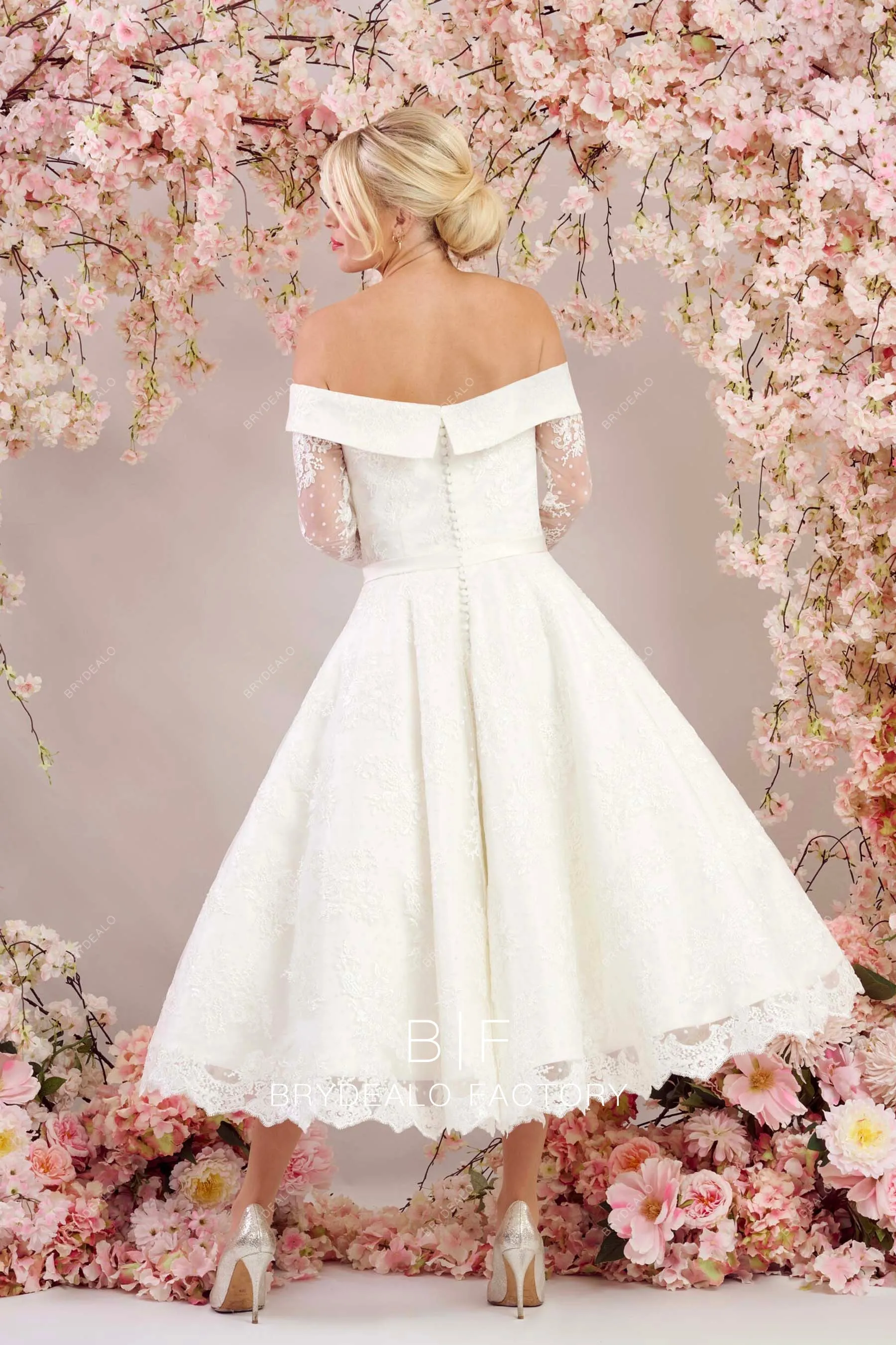 Timeless Off-Shoulder 3/4 Sleeves Lace Tea-Length Wedding Dress