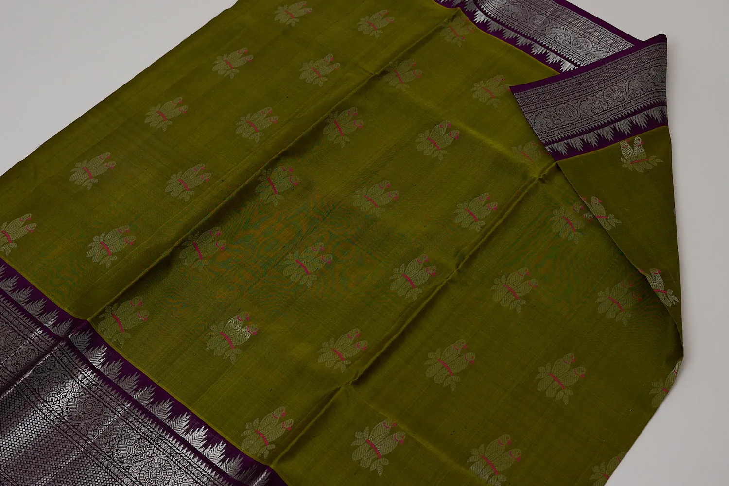 Venkatgiri Saree- Green and Purple W/silver Zari (Attached Blouse Material)