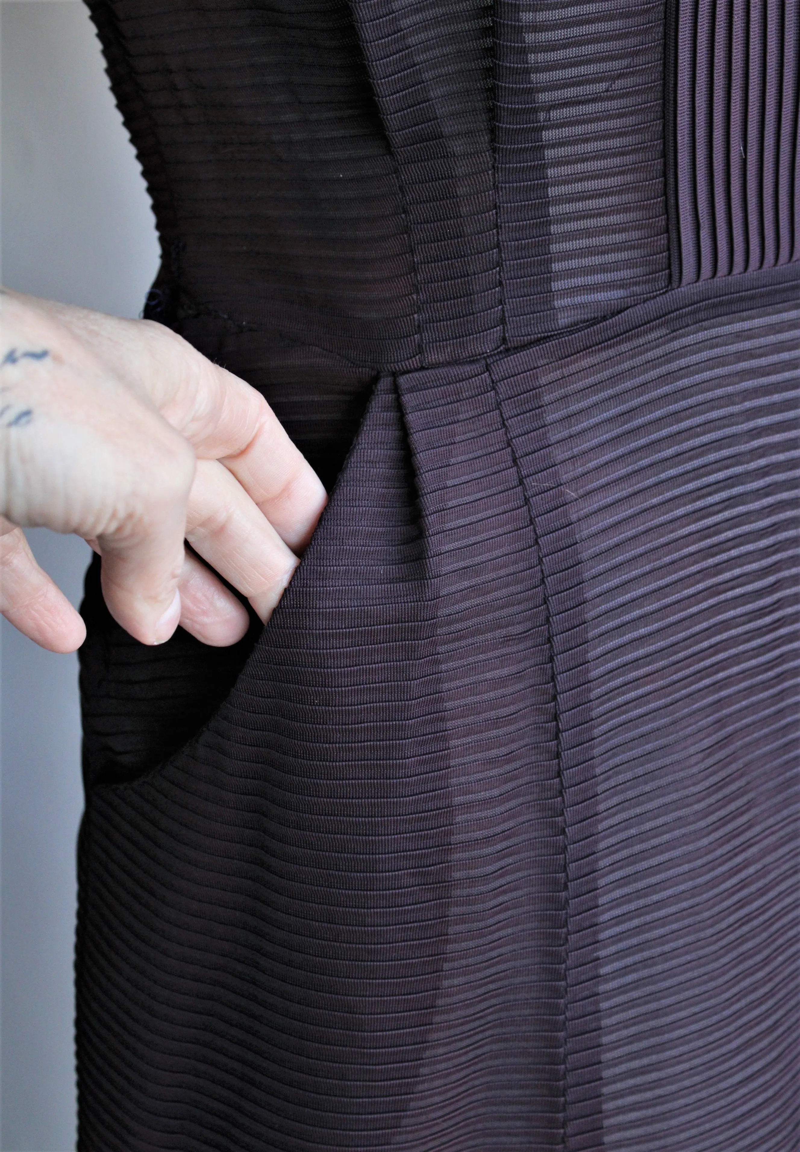 Vintage 1940s Mynette Black Nylon Dress With Pockets