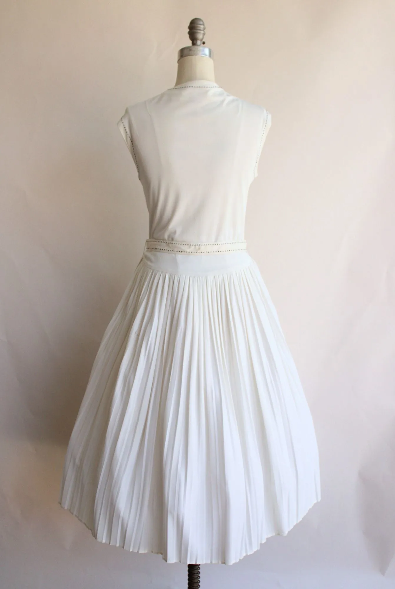 Vintage 1960s Dress with Belt, Volup Koret of California