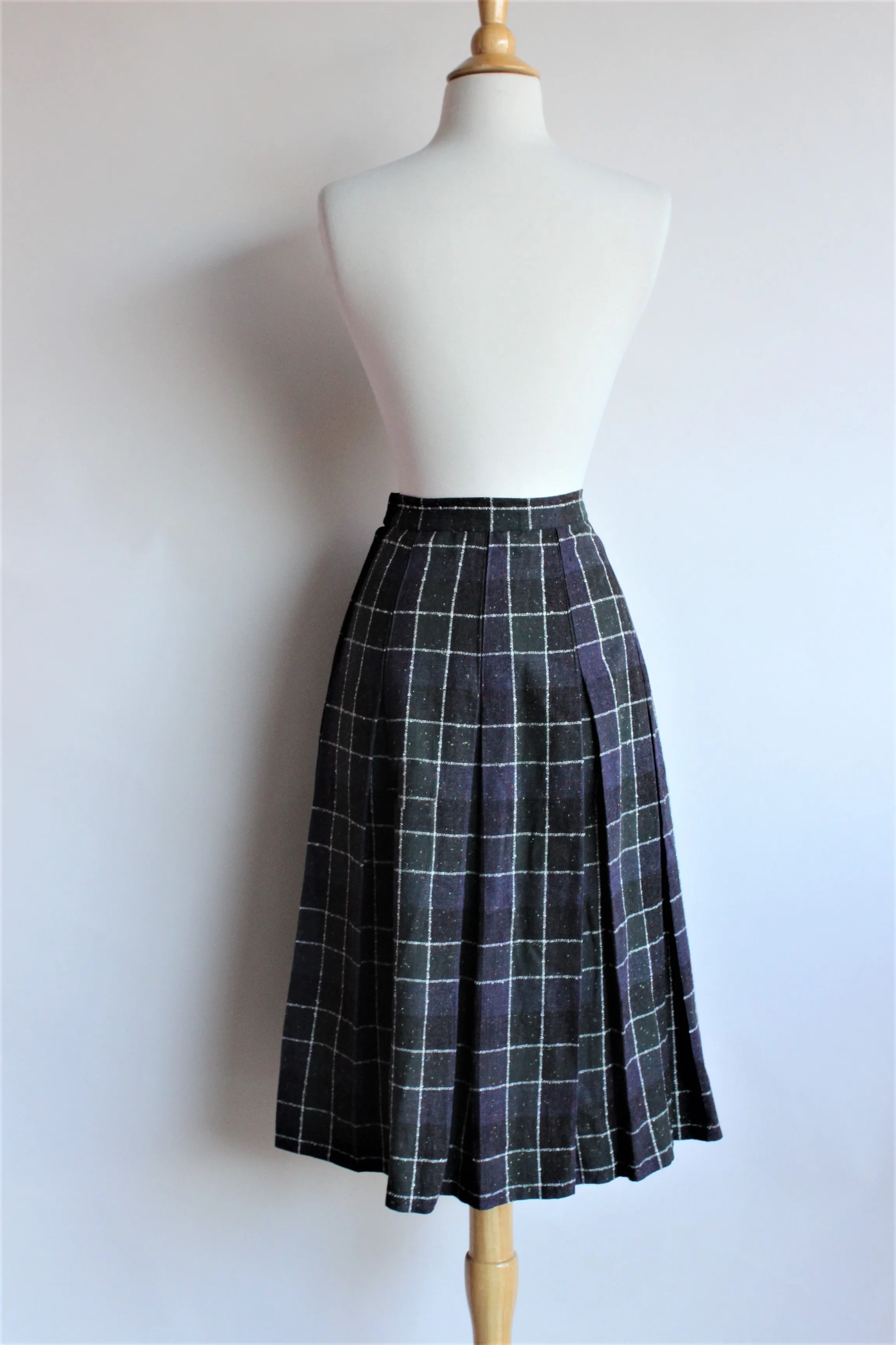 Vintage 1960s Plaid Wool Campus Casuals Pleated Skirt