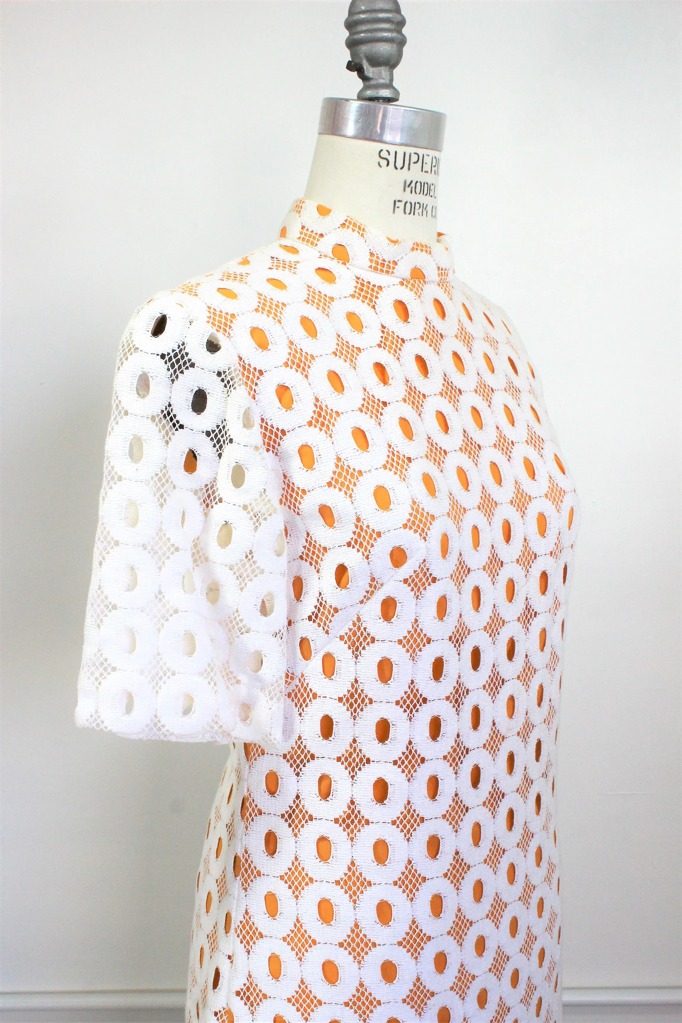 Vintage 1960s White Lace Dress