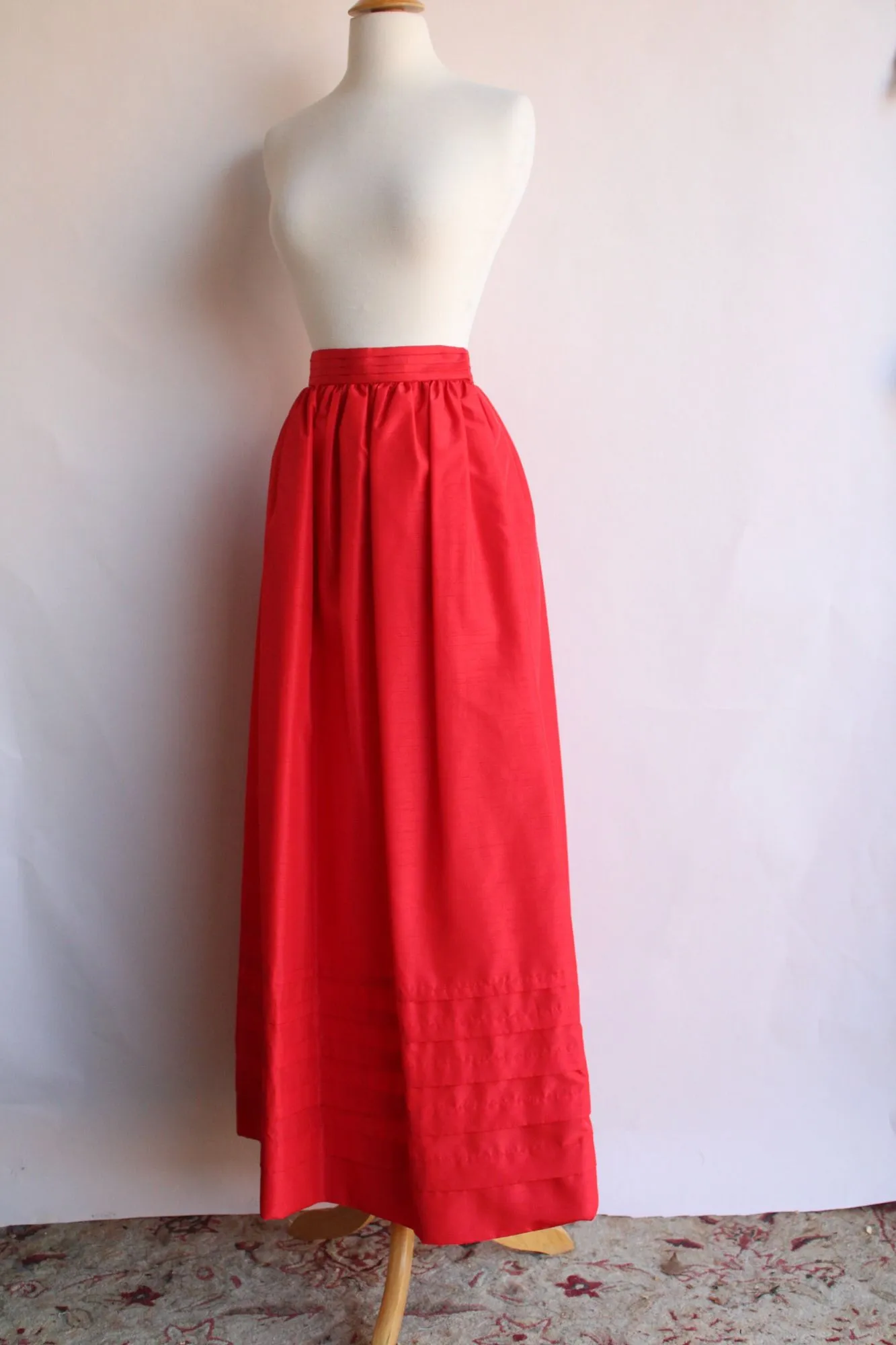 Vintage 1970s Red Maxi Skirt with Pocket