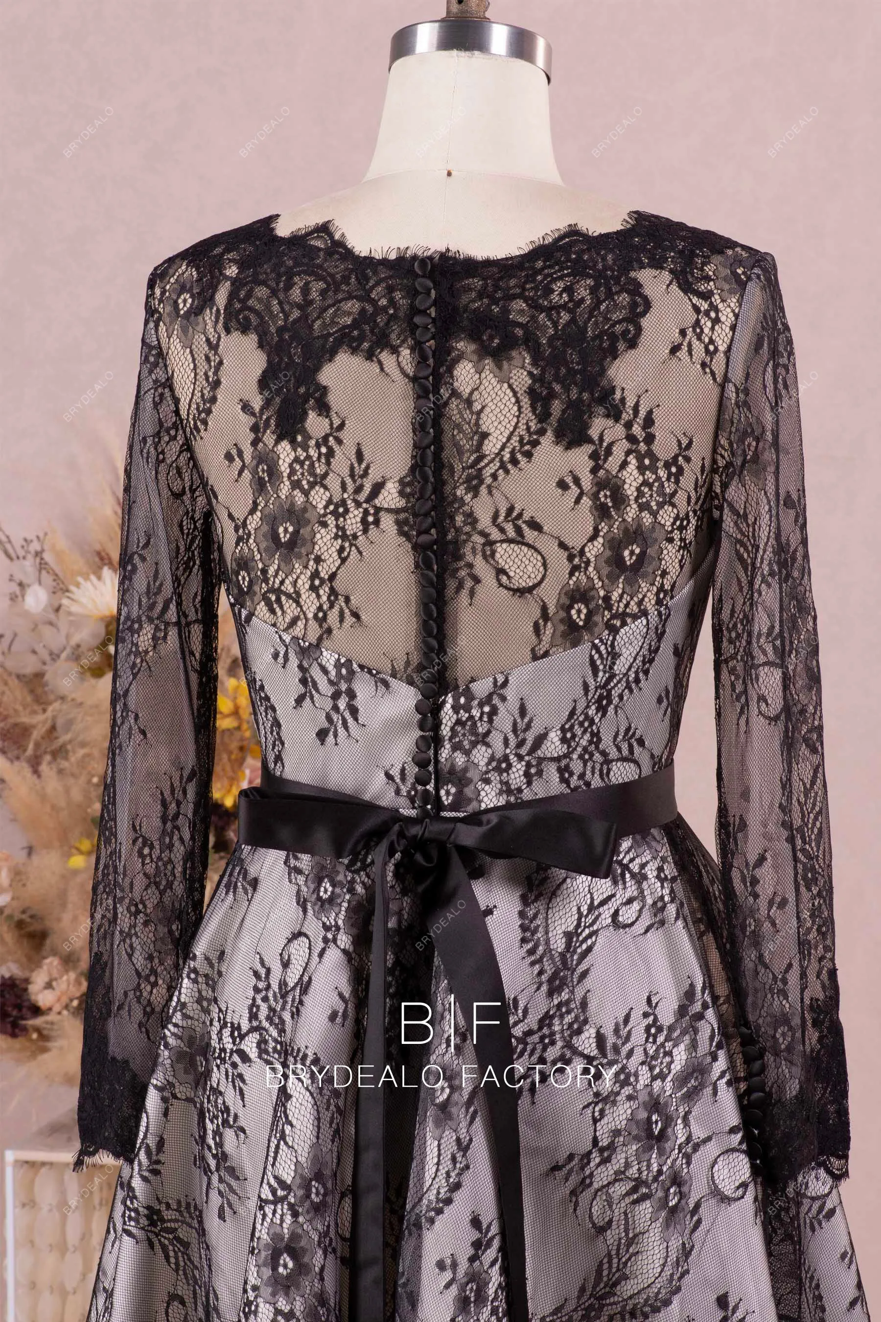 Vintage Black Lace Long Sash A-line Short Casual Bridal Dress